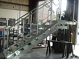 Accommodation Ladder - Feathering Tread, Fixed Handrails, Upper Rotating Platform